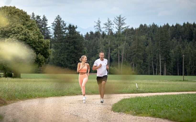 ホテル Wellness Natur Resort Gut Edermann