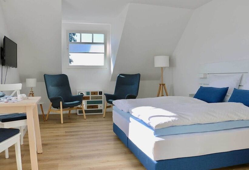 فندق Zur Alten Schmiede