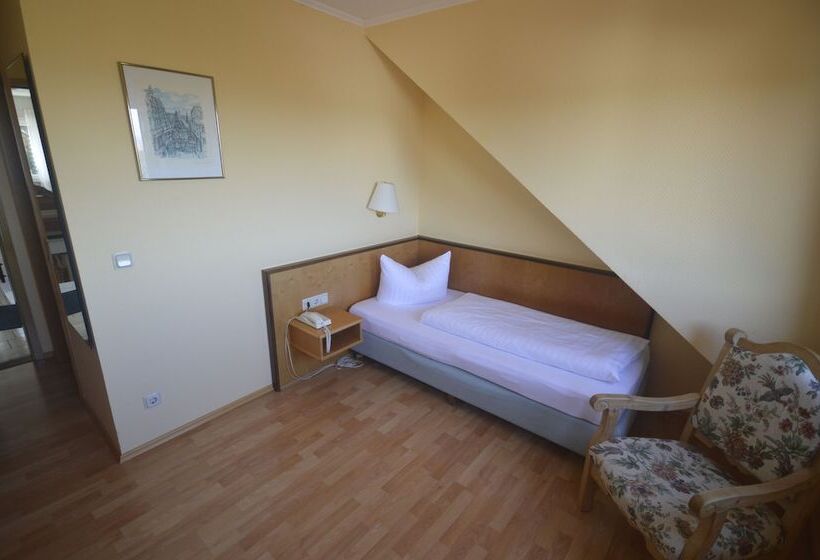 酒店 Zur Burgruine Frauenberg