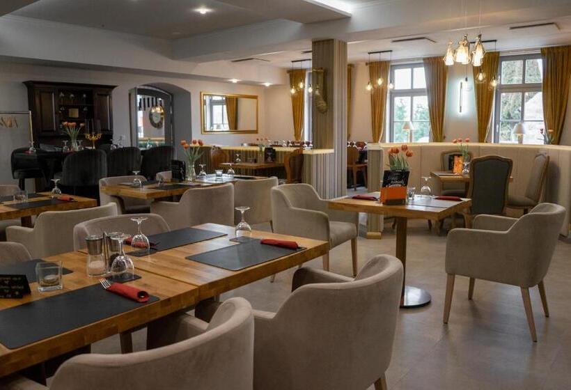 فندق Zur Kaiserpfalz