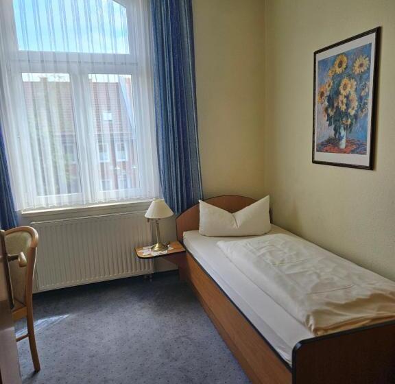 Отель Zur Krone