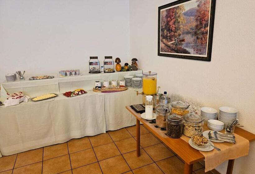 Отель Zur Krone