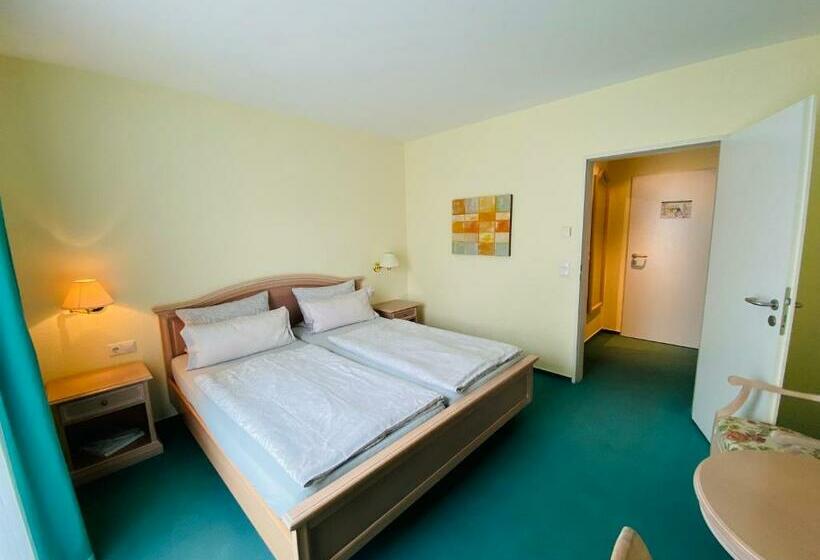 호텔 Restaurant Zur Post