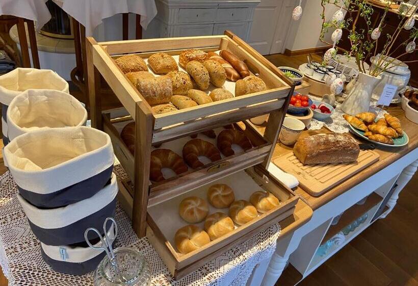 Landhaus Marinella Hotel Garni