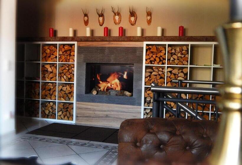 펜션 Berg Hotel Weingarten Garni