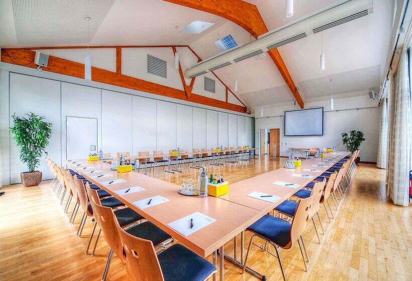 پانسیون Dorint Parkhotel Siegen