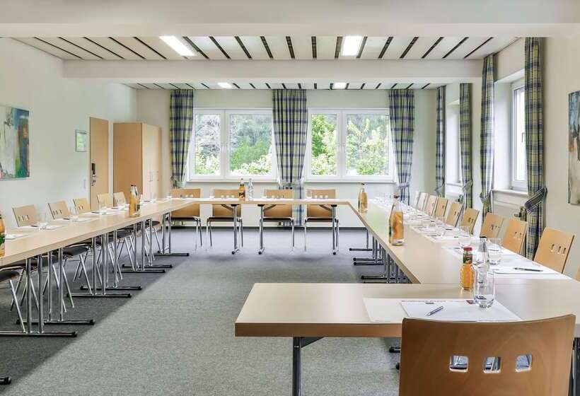 پانسیون Dorint Parkhotel Siegen