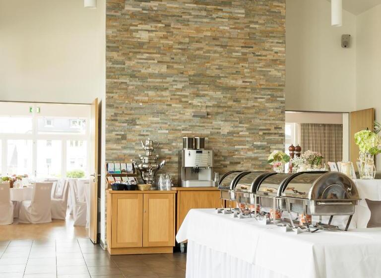 پانسیون Dorint Parkhotel Siegen