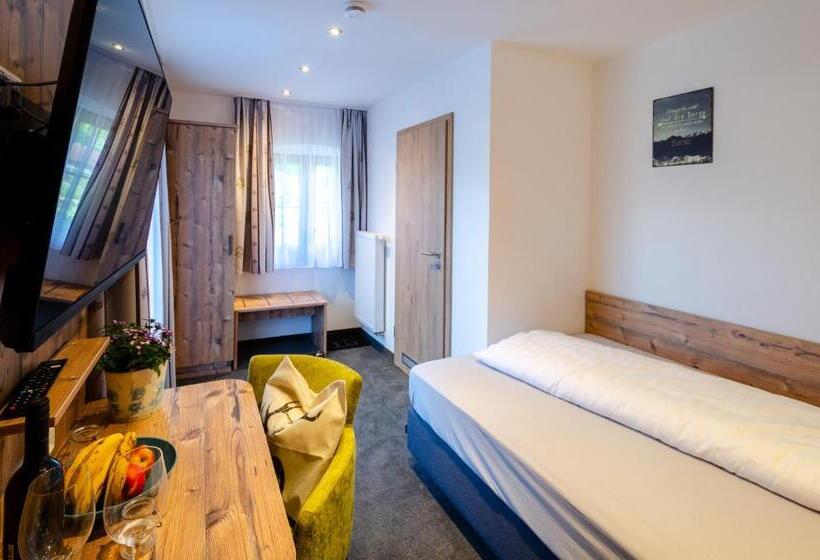 펜션 Gasthof Messerschmied