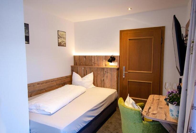 펜션 Gasthof Messerschmied