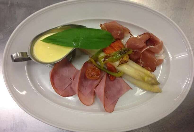 Пансион Gasthof Zur Post Oberwirt