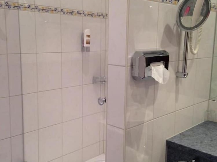 Пансион Gasthof Zur Post Oberwirt