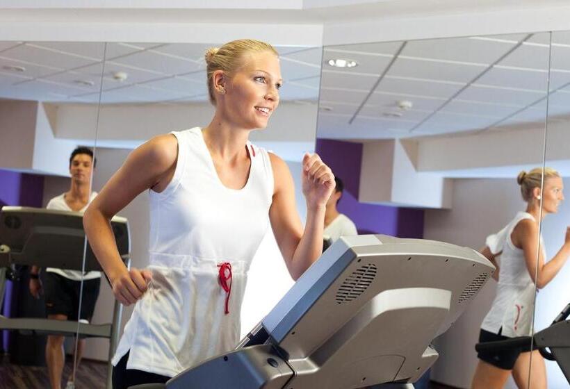 ペンション Gästehaus Dorf Alm