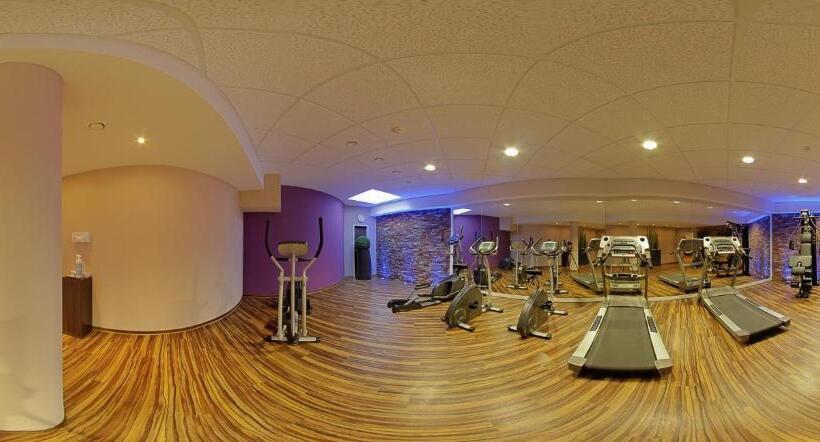 ペンション Gästehaus Dorf Alm