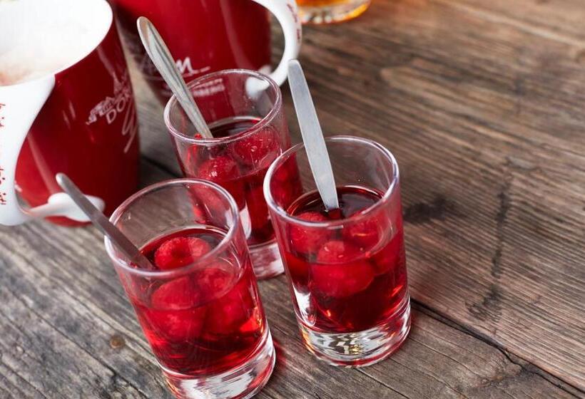 ペンション Gästehaus Dorf Alm