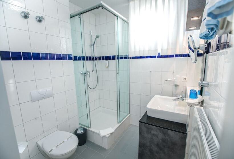 پانسیون Johanniter Gastehaus