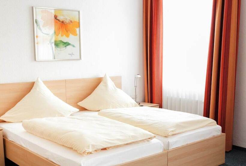 پانسیون Johanniter Gastehaus