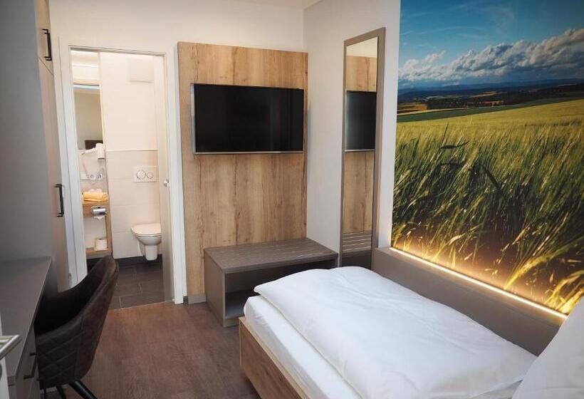 펜션 Landgasthof Zum Stern