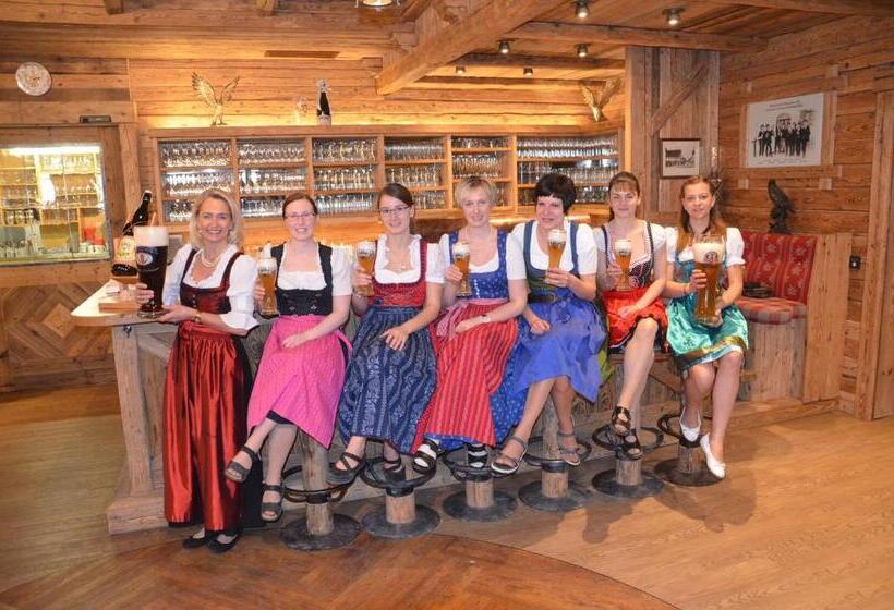 פנסיון Wellness Hotel Adler