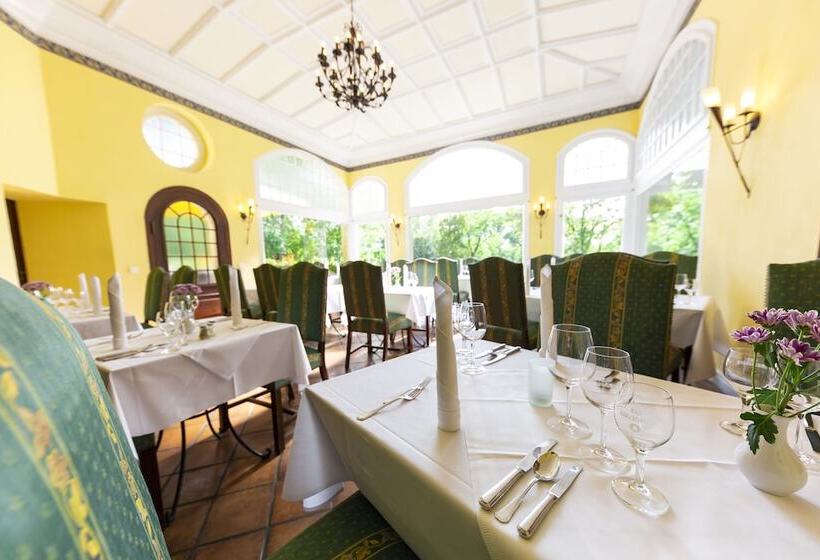 Schlosshotel Villa Westerberge