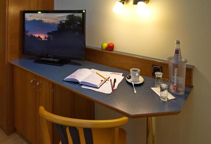 Stadtcafé Hotel Garni