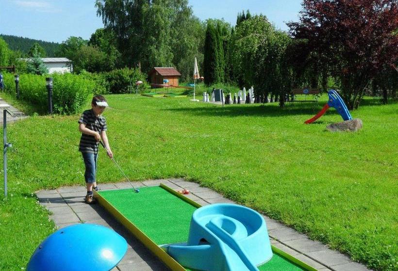 ホテル & Freizeitpark Am Lärchenberg