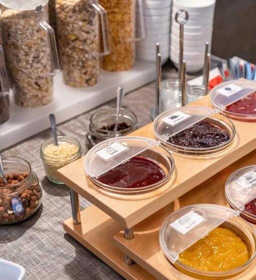 리조트 Astoria Easy