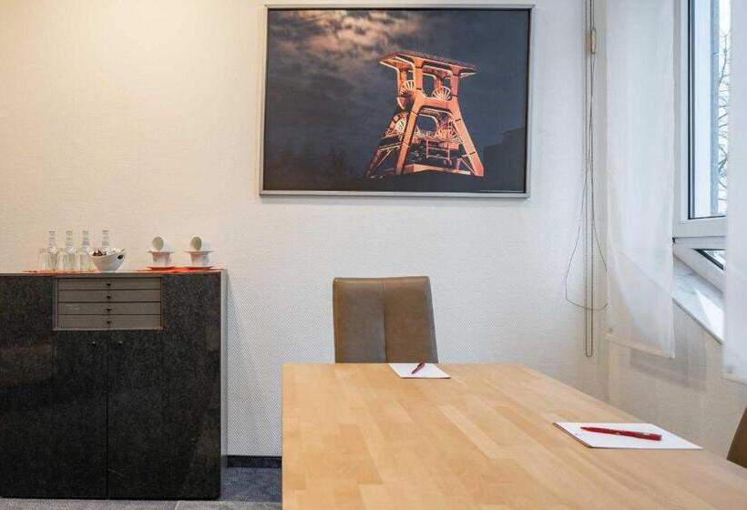 리조트 Astoria Easy