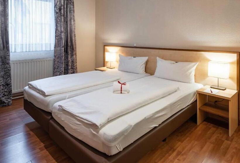 리조트 Astoria Easy