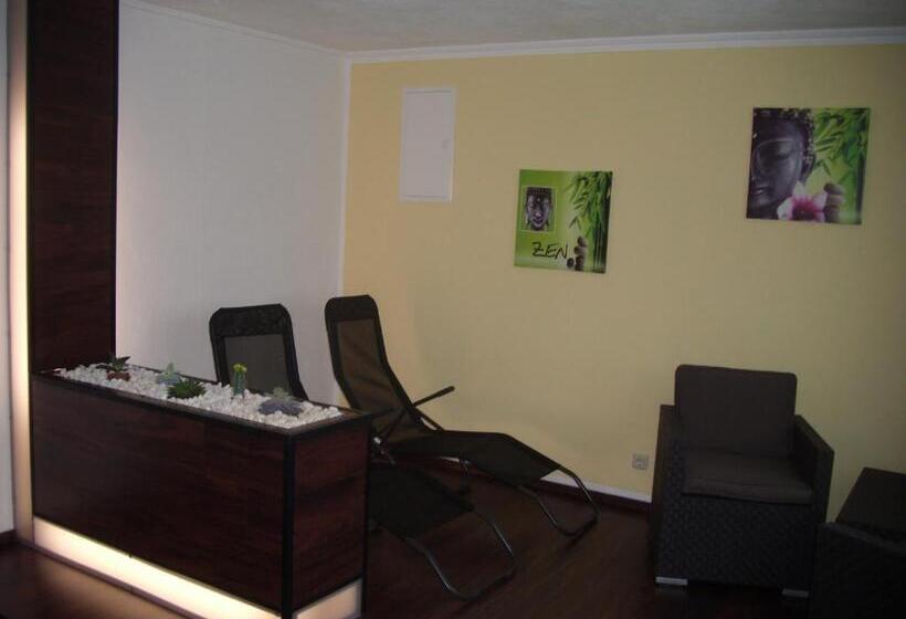 住宿加早餐 Greizer Kammhütte Gaststätte & Pension