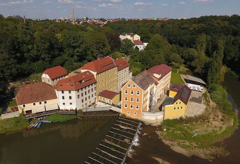 تختخواب و صبحانه Obermühle Görlitz