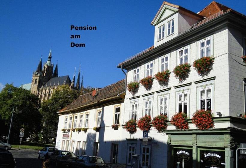 צימר Pension Am Dom