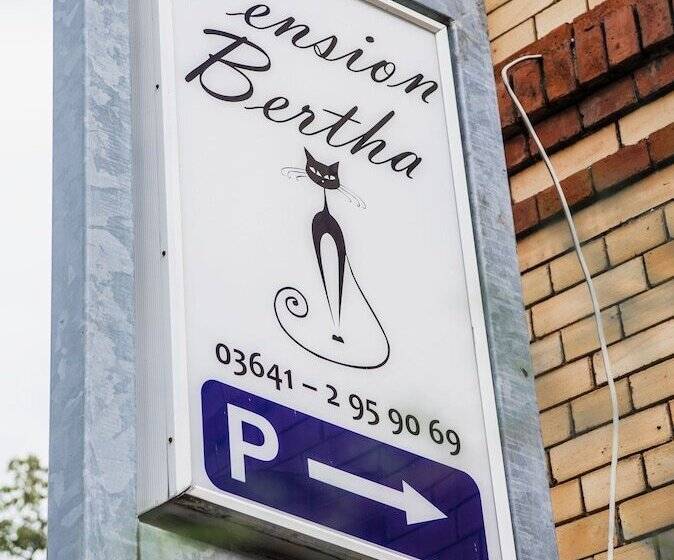 مبيت وإفطار Pension Bertha