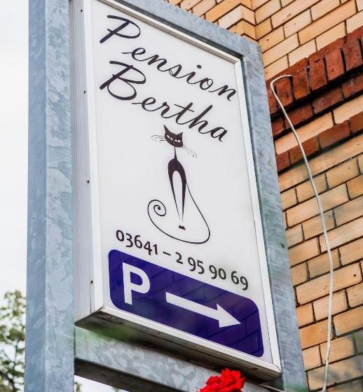 مبيت وإفطار Pension Bertha