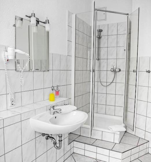 مبيت وإفطار Pension Bertha