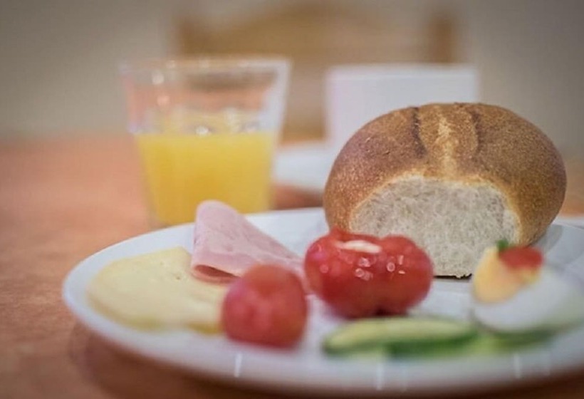 住宿加早餐  Pension Regina   Inh. Monique Kluge