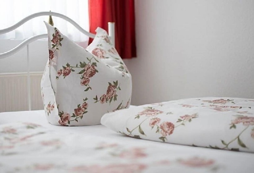 住宿加早餐  Pension Regina   Inh. Monique Kluge