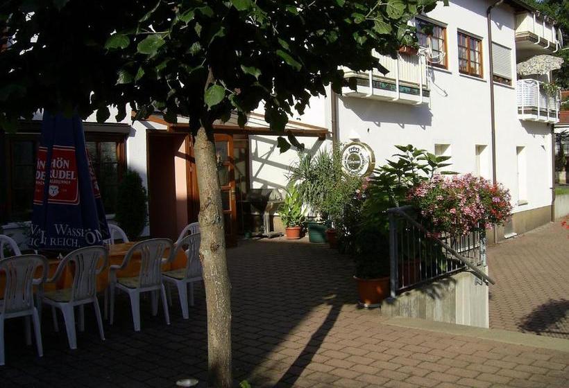 ベッドアンドブレックファースト An Der Linde