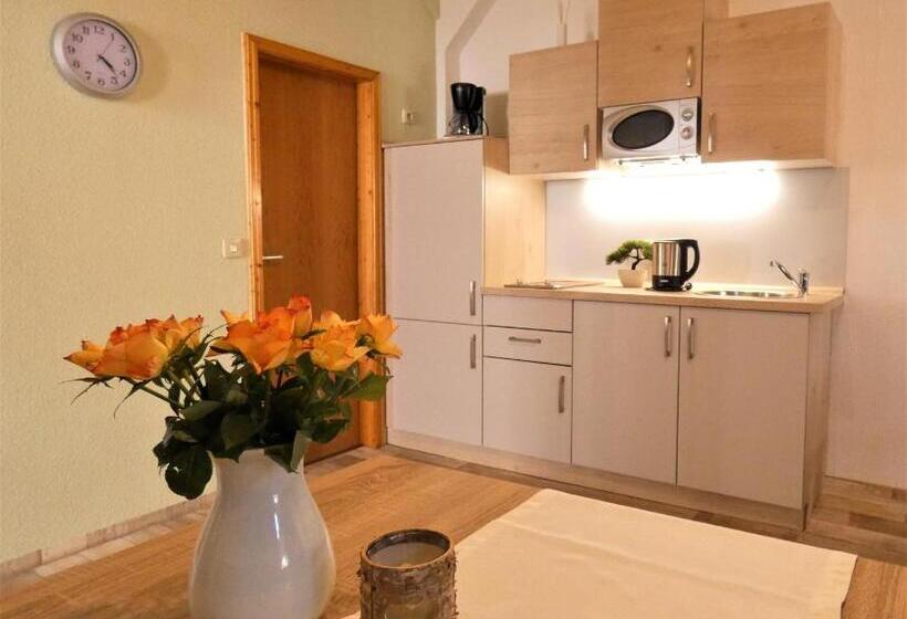 مبيت وإفطار Schlossgartenpassage