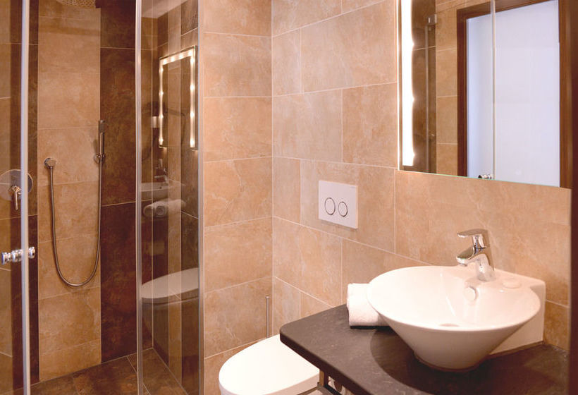 Boutique Hotel Rebenhof