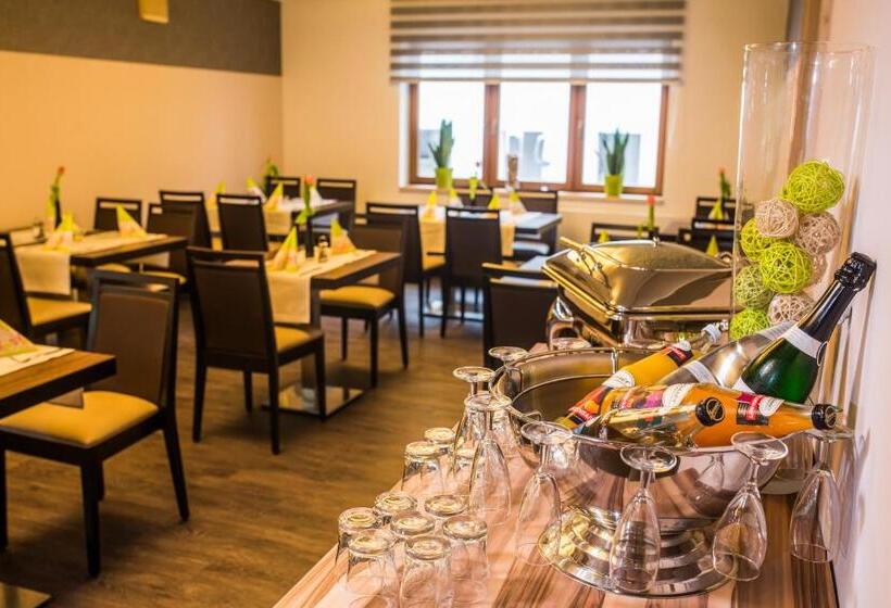 B&s Hotel Am Bachhaus