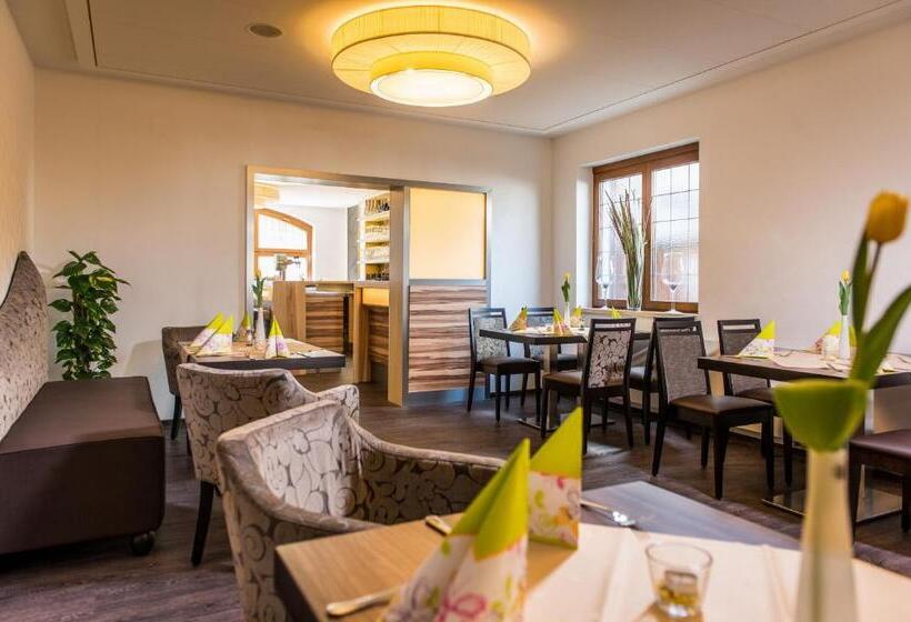 B&s Hotel Am Bachhaus