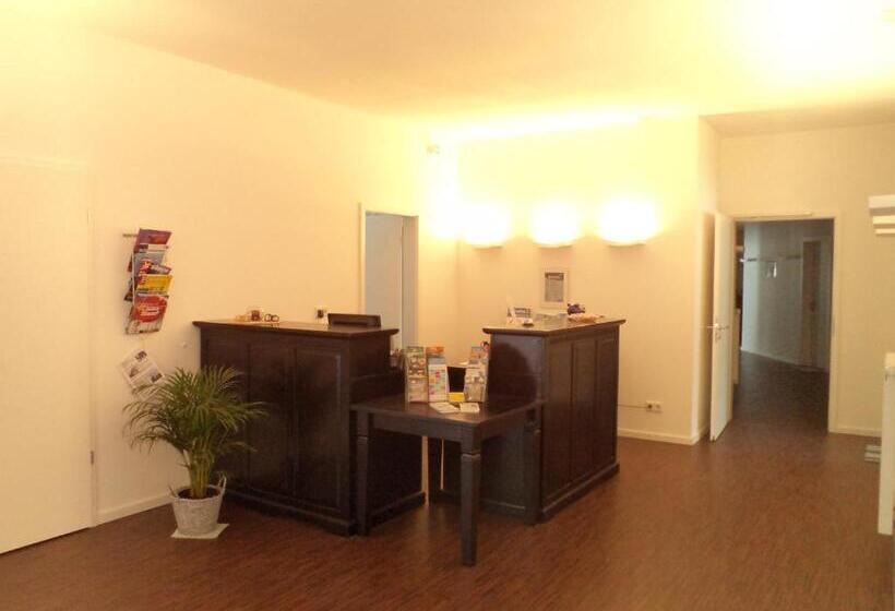 Das Neue Hotel Am Park