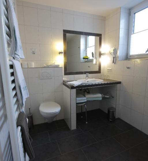 Eifel Hotel Schneider Am Maar Gmbh