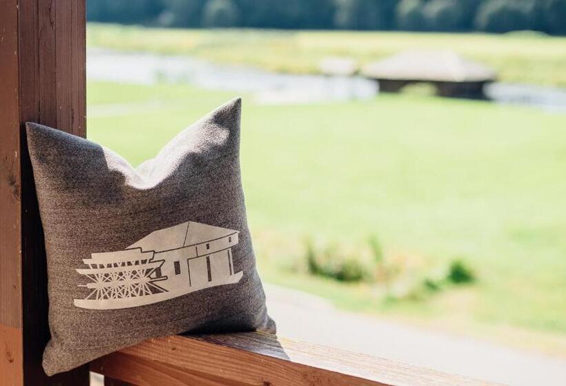 Erlebnishotel Zur Schiffsmühle Gmbh