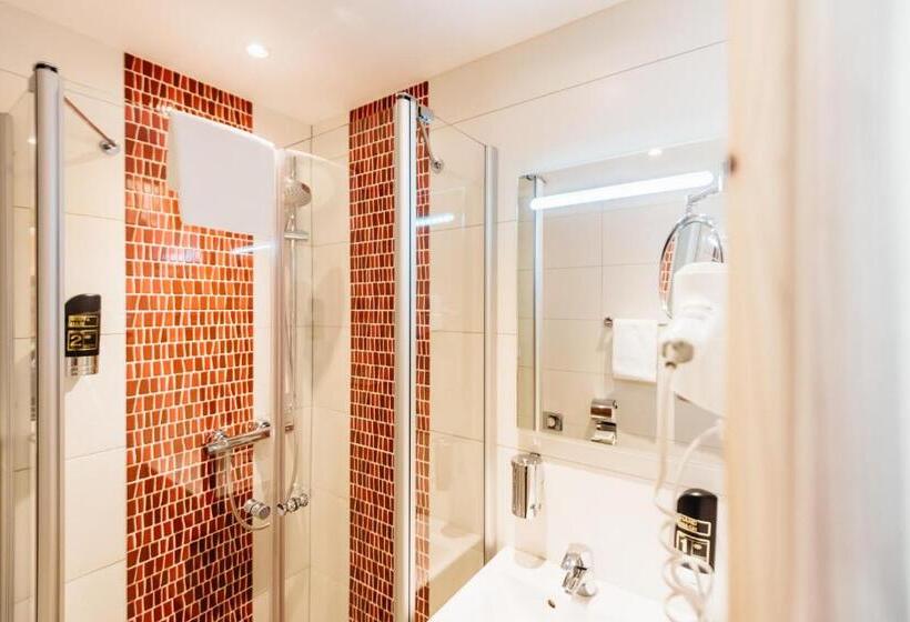 Erlebnishotel Zur Schiffsmühle Gmbh