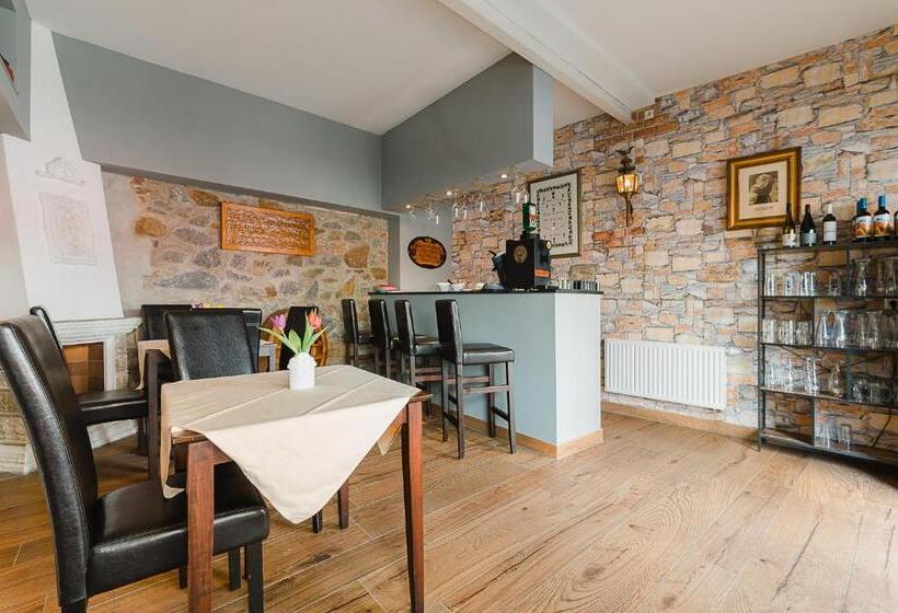 Отель Alt Gorlitz