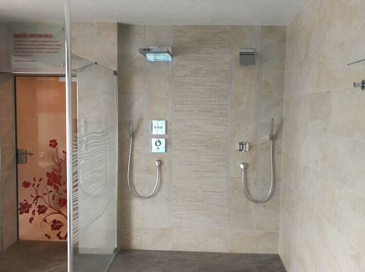 فندق Am Eisenberg