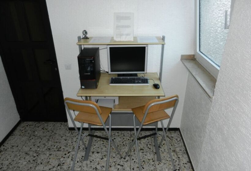 Отель Am Sportpark