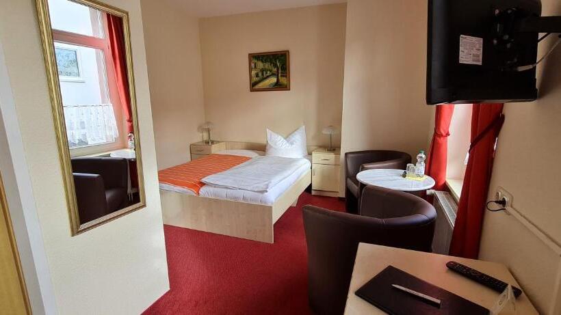 فندق Am Sudenburger Hof